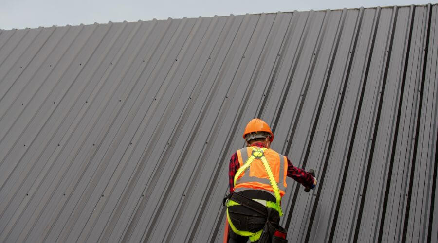 Professional metal roof installation services in McConnell, IL